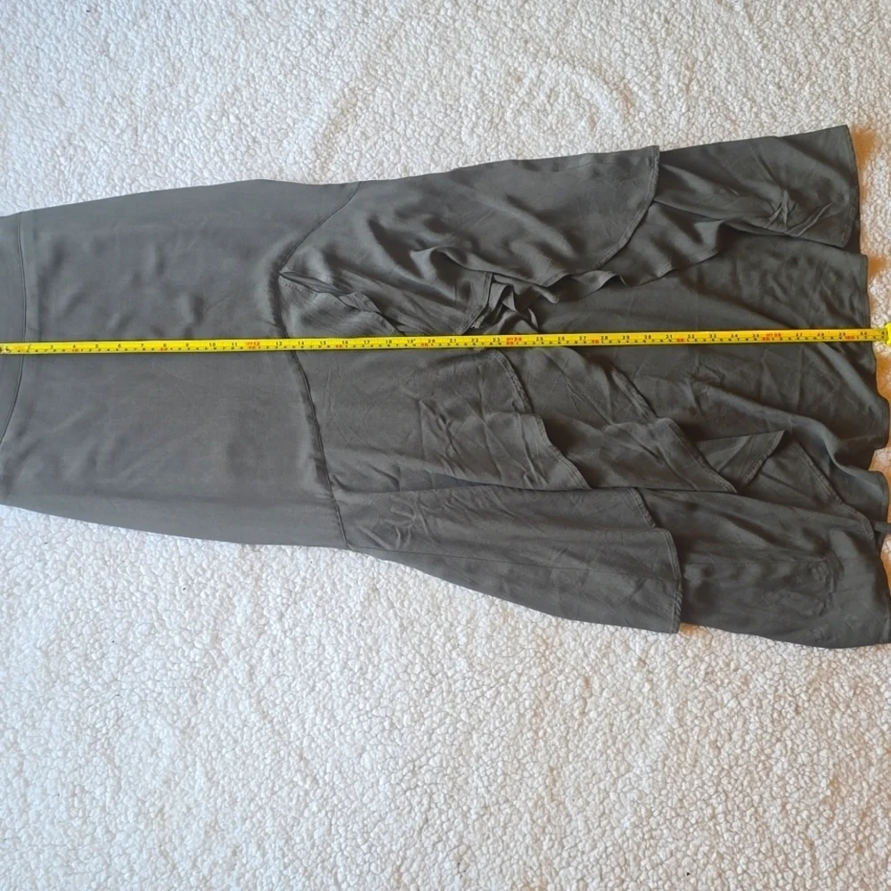 Express chic dark