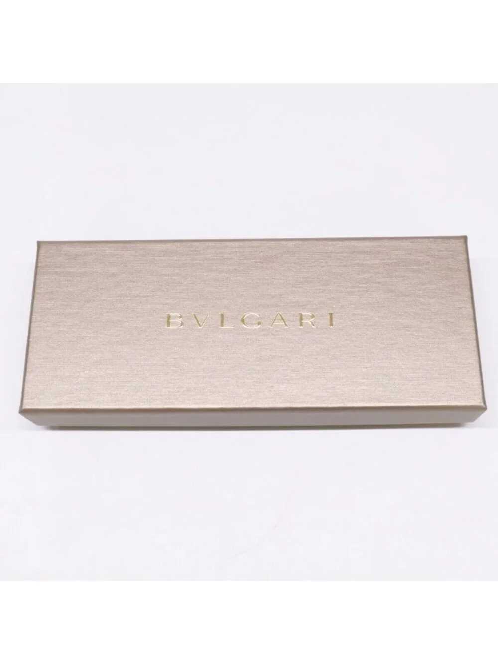 BVLGARI type similar