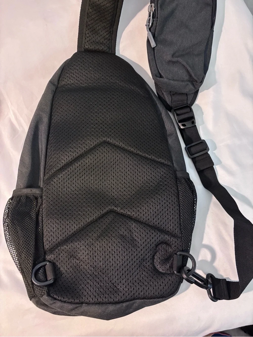 Waterfly black sling