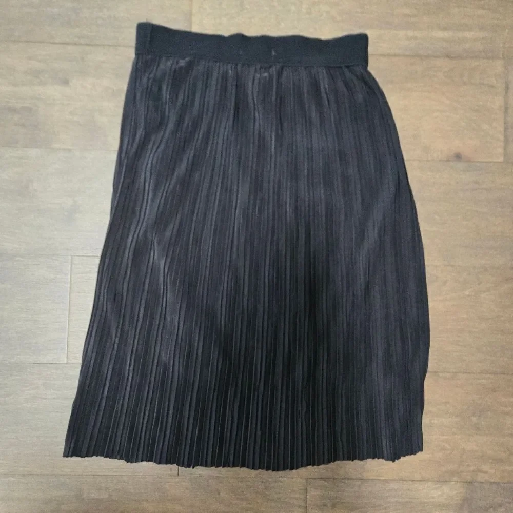 Jon & Anna midi skirt size L