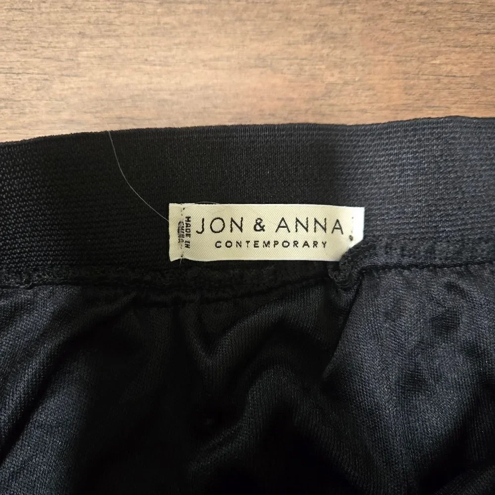 Jon & Anna midi skirt size L