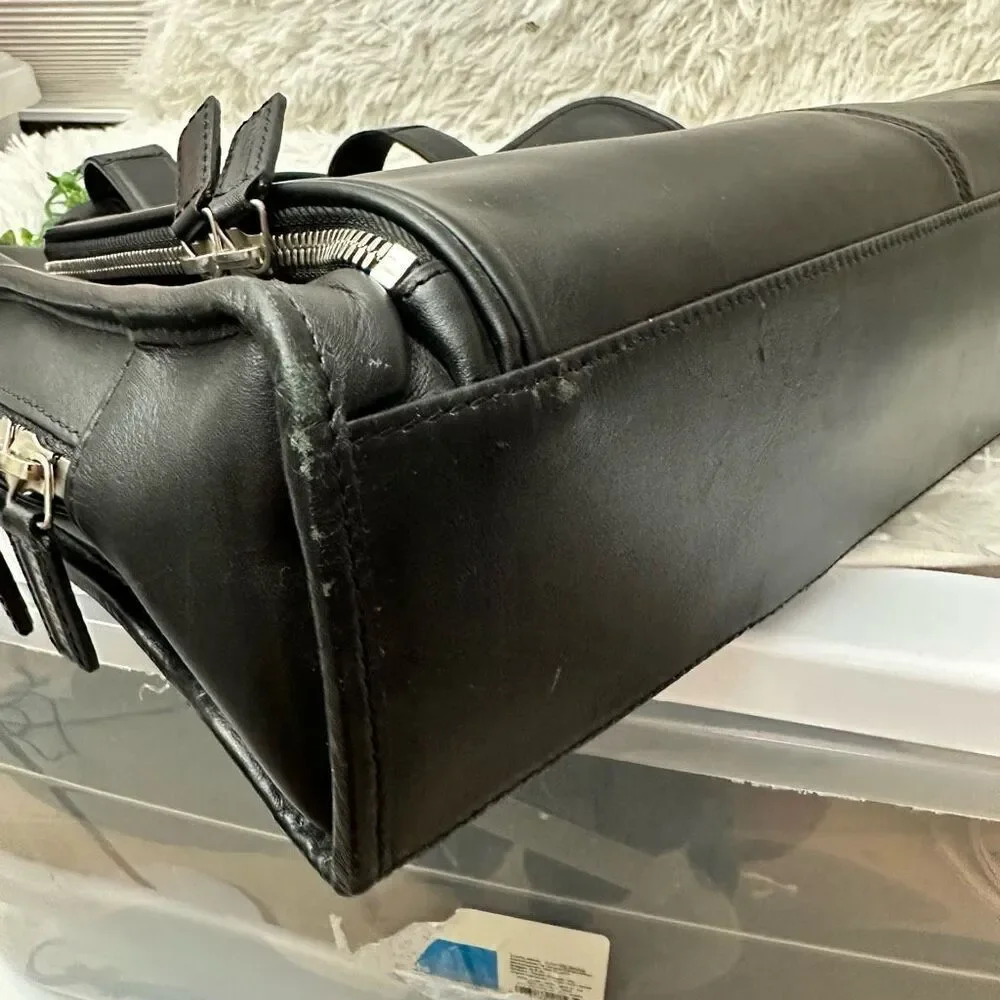 Levenger black leather