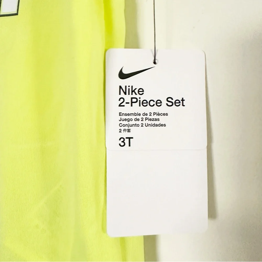 Nike nwt toddler