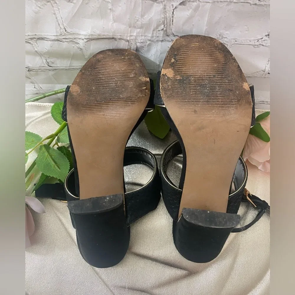 Nine West step out