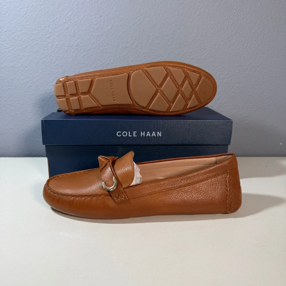 Cole Haan material casual box