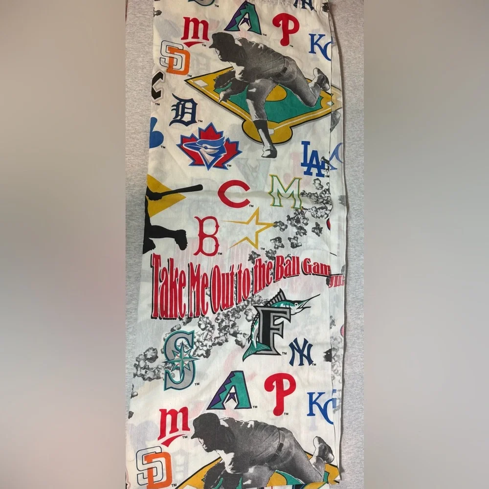 MLB Vintage 1996 “Take Me Out to‎ the Ball Game” Twin Flat Sheet ⚾️🛏️