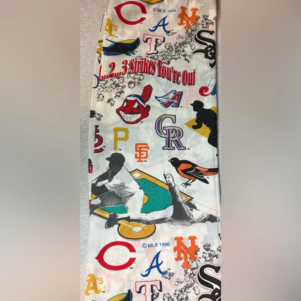 MLB Vintage 1996 “Take Me Out to‎ the Ball Game” Twin Flat Sheet ⚾️🛏️