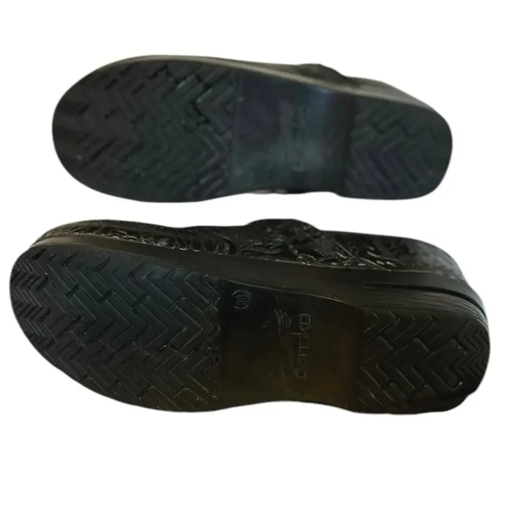 Dansko professional tooled