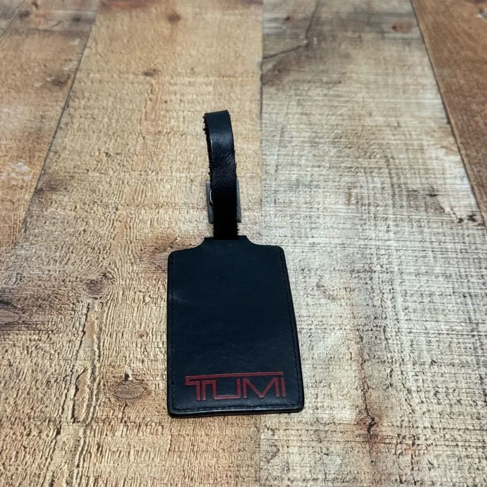 TUMI 'Alpha' Black / Red Leather Luggage Tag - Medium