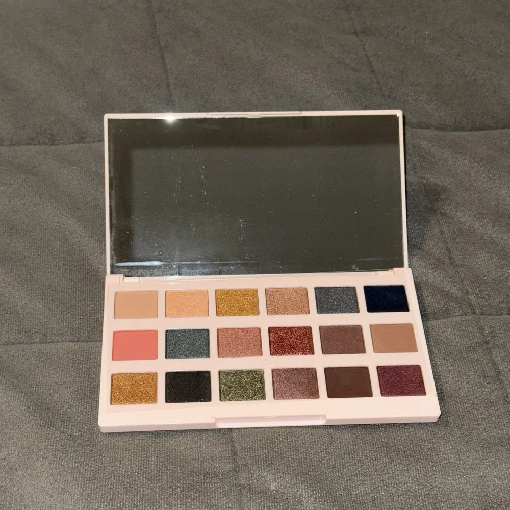 Eyeshadow new nib shade