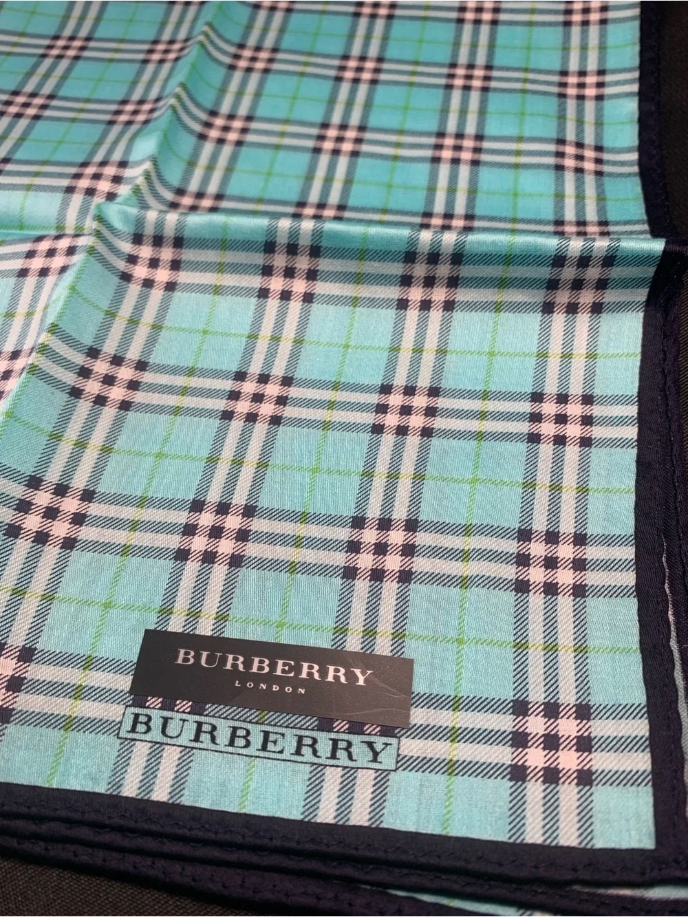 Burberry handkerchief light