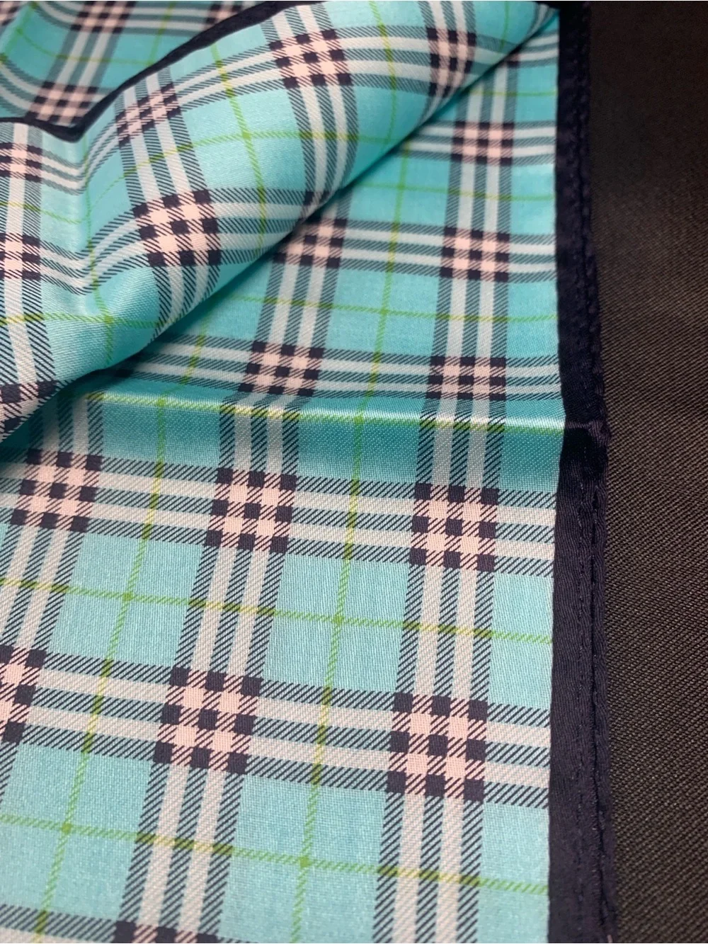 Burberry handkerchief light
