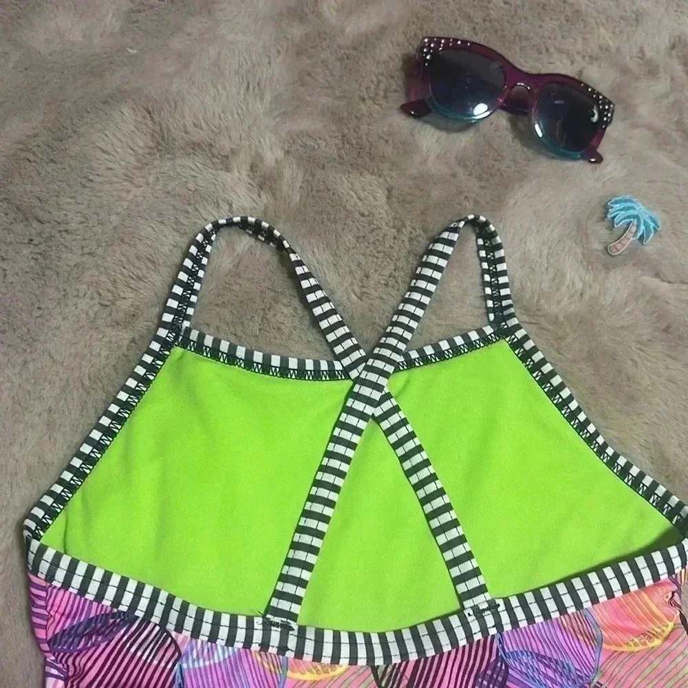 Dolfin girl will