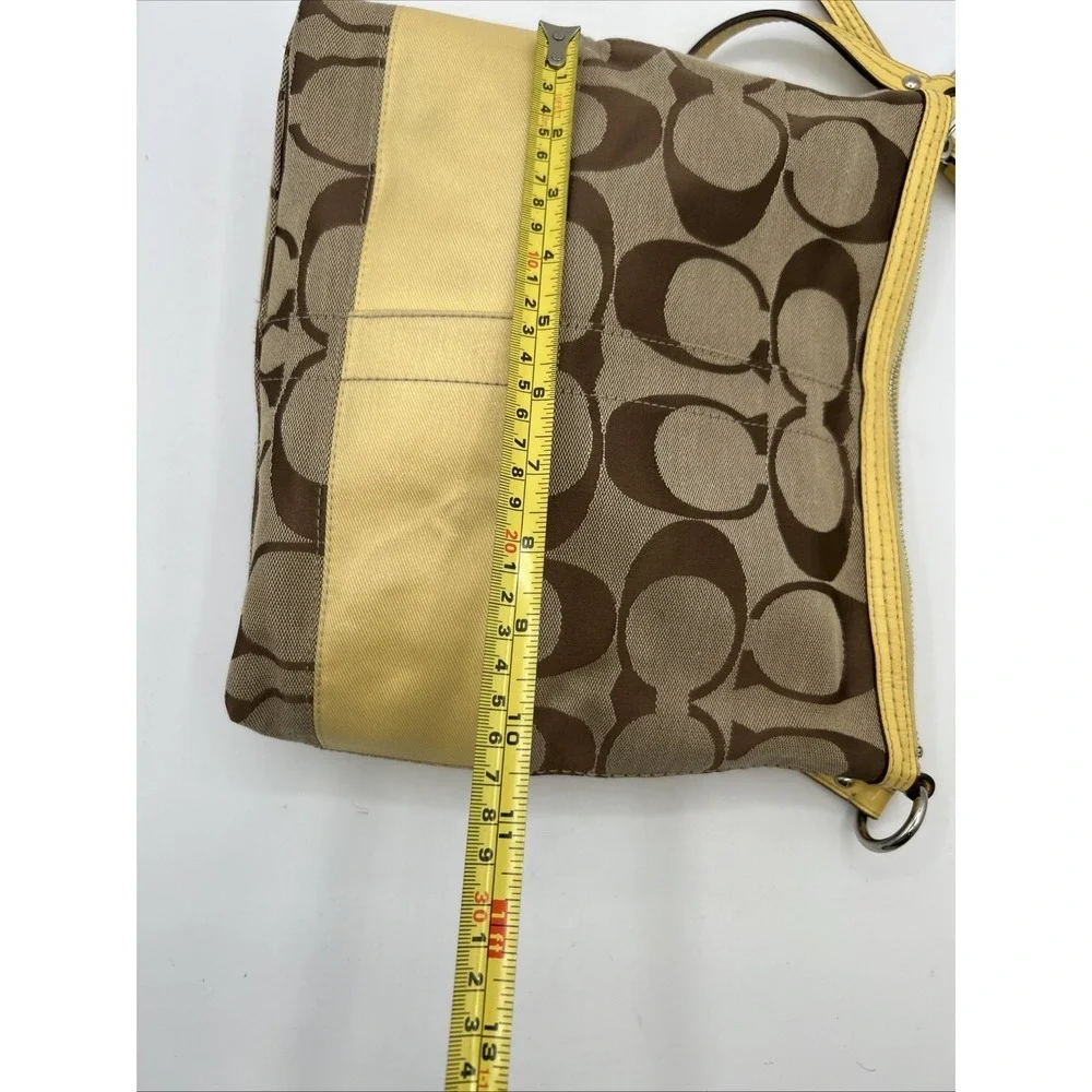 Coach pop luxury discoloration