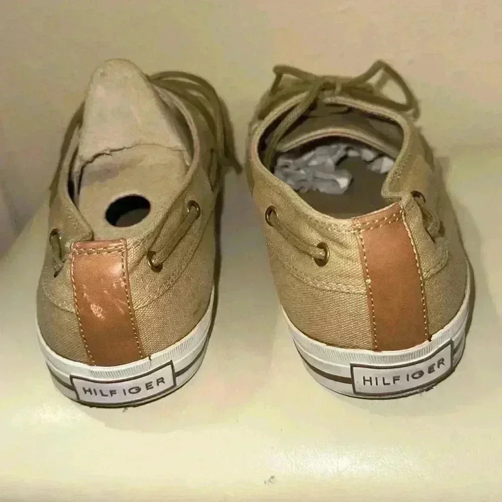Tommy Hilfiger boat shoes, size 12