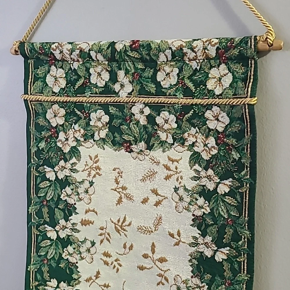 Beautiful HOLIDAY TAPESTRY DOOR HANGING DECOR‎