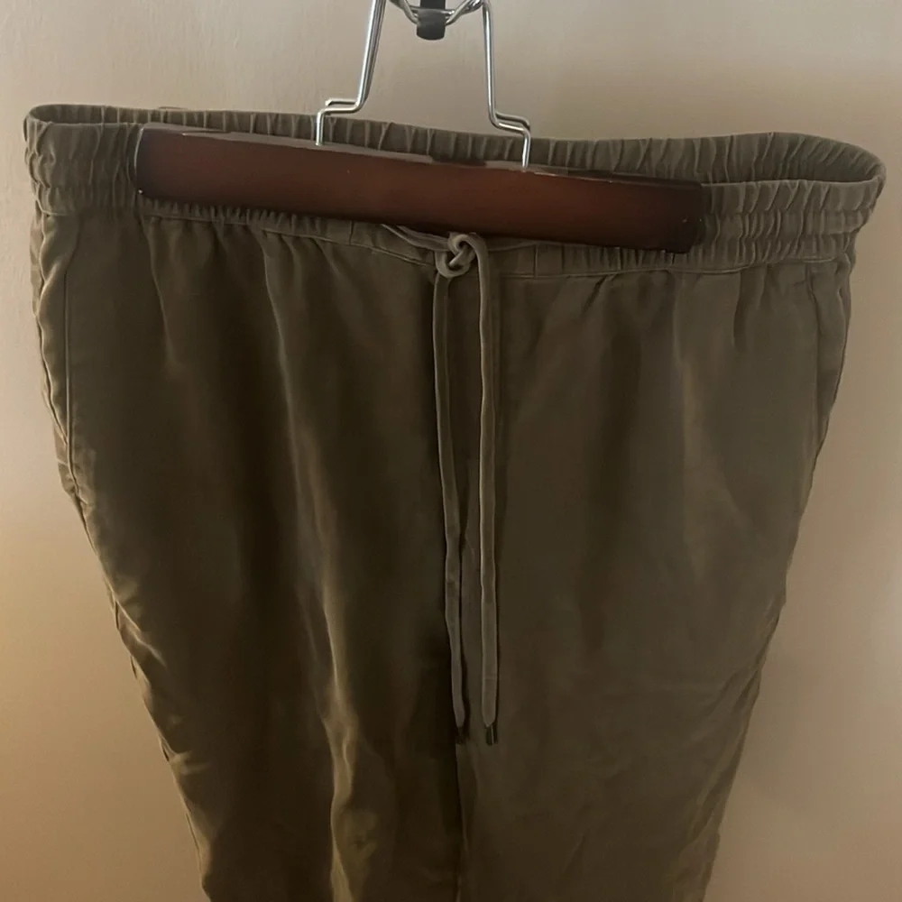 Banana Republic banana republic