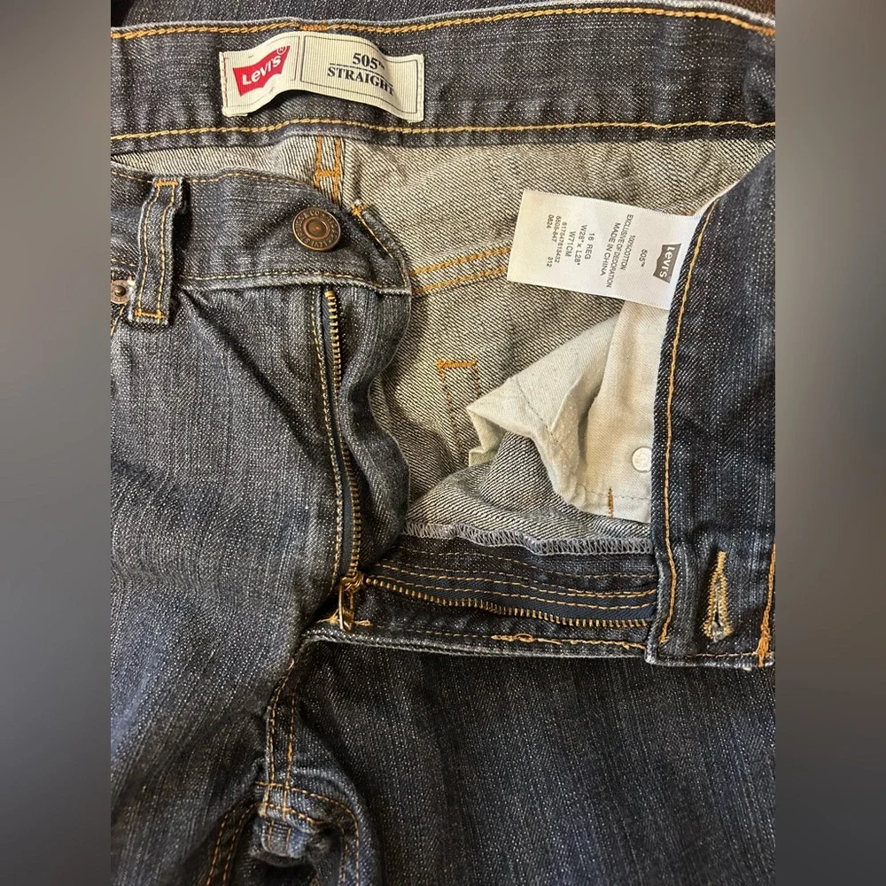 Levis levi’s 505