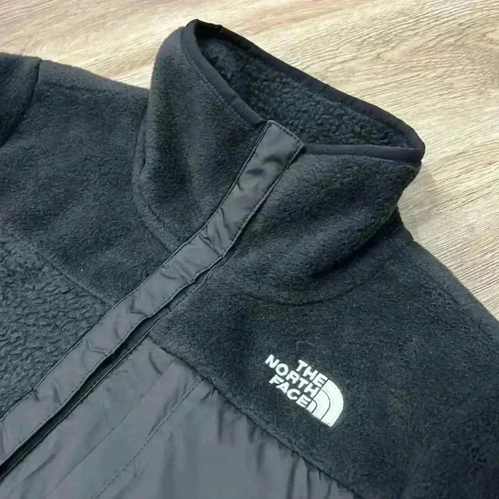 The North Face <<brand new