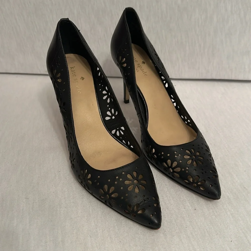 Kate Spade Ella Cutout Black 3.5” Scalloped Edge Pointed Heels Women’s Size 8.5
