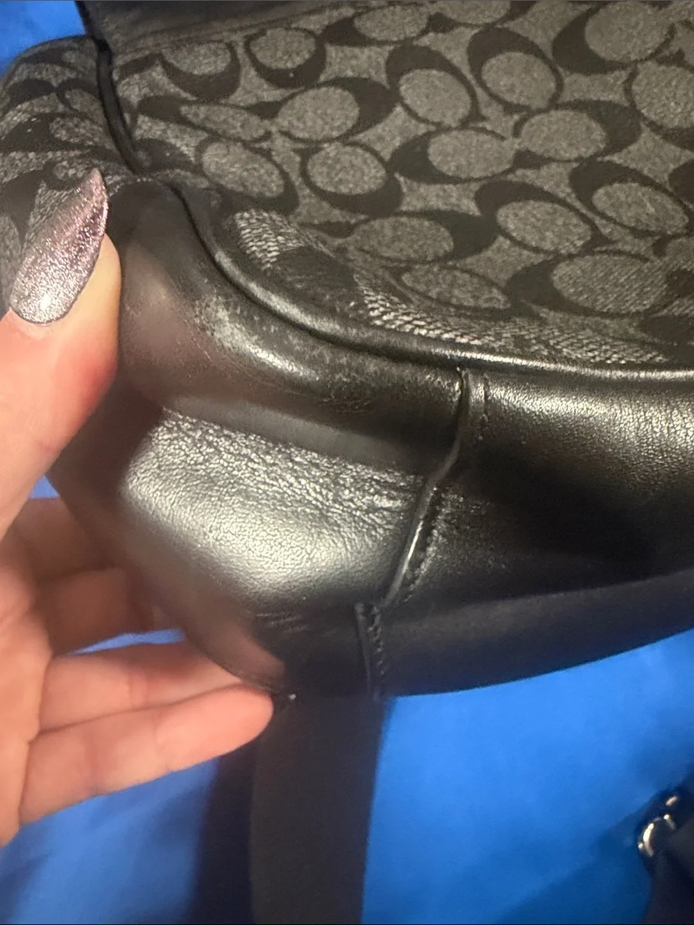 Coach racer messenger