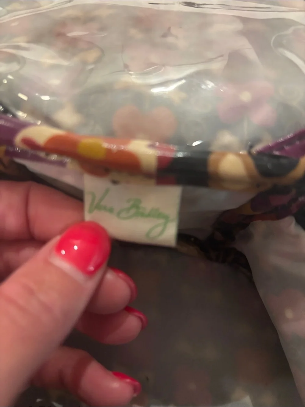 Vera Bradley compact round