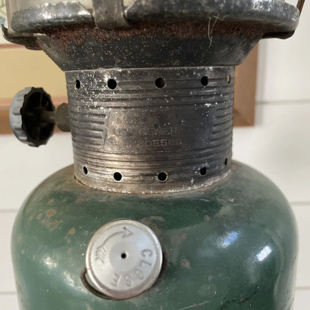 Vintage Coleman Lantern Model 220E – Dual Mantle – Made in USA 3 60