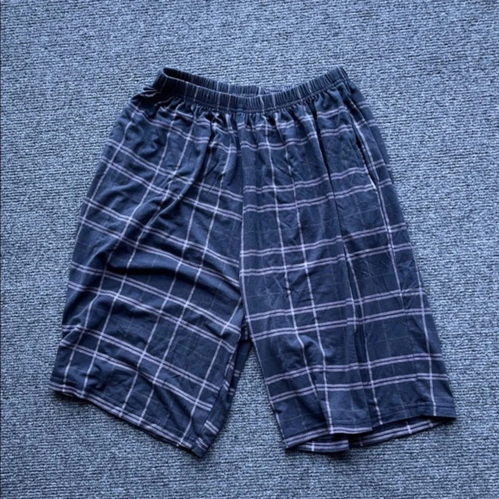 Black Plaid Elastic Waist Shorts