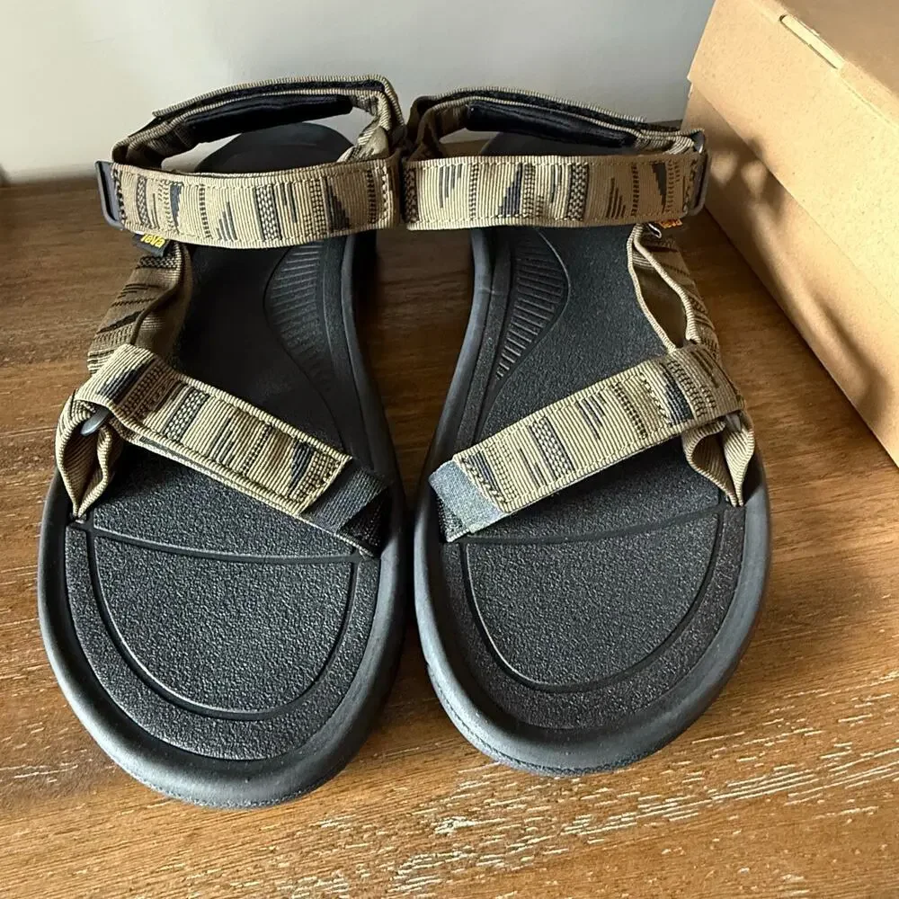 Teva sport print