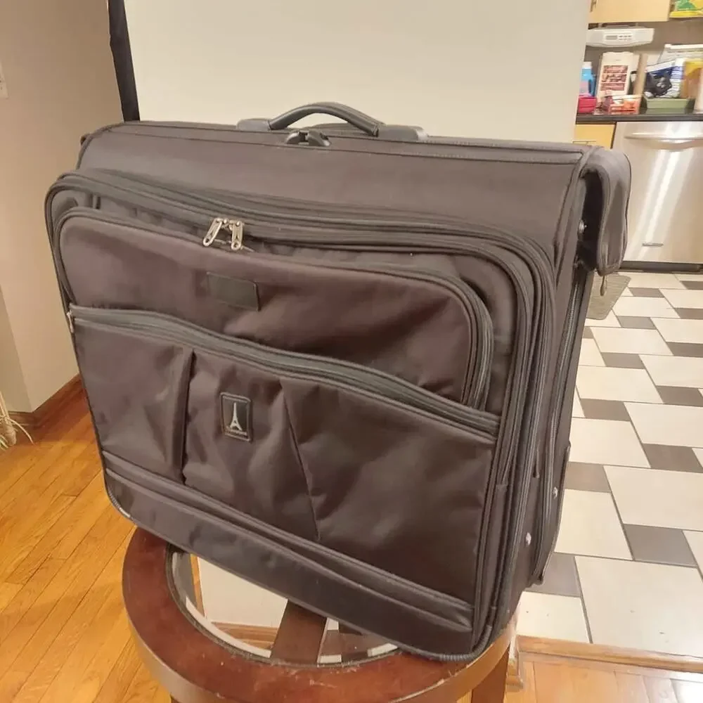 Travelpro Crew 5 DuPont Microballistic Nylon Rolling Garment Bag Checked Luggage