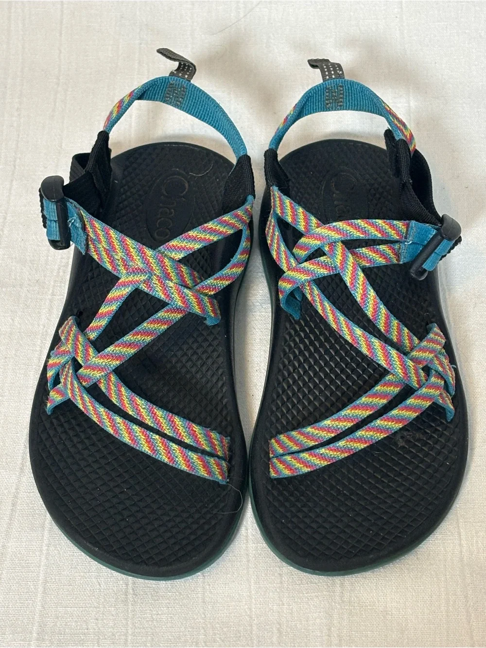 Chaco rainbow offer girls