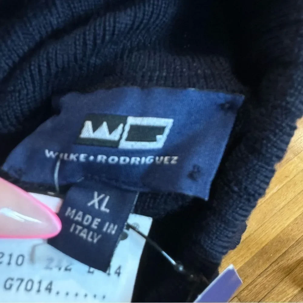 Wilke Rodriguez stylish navy
