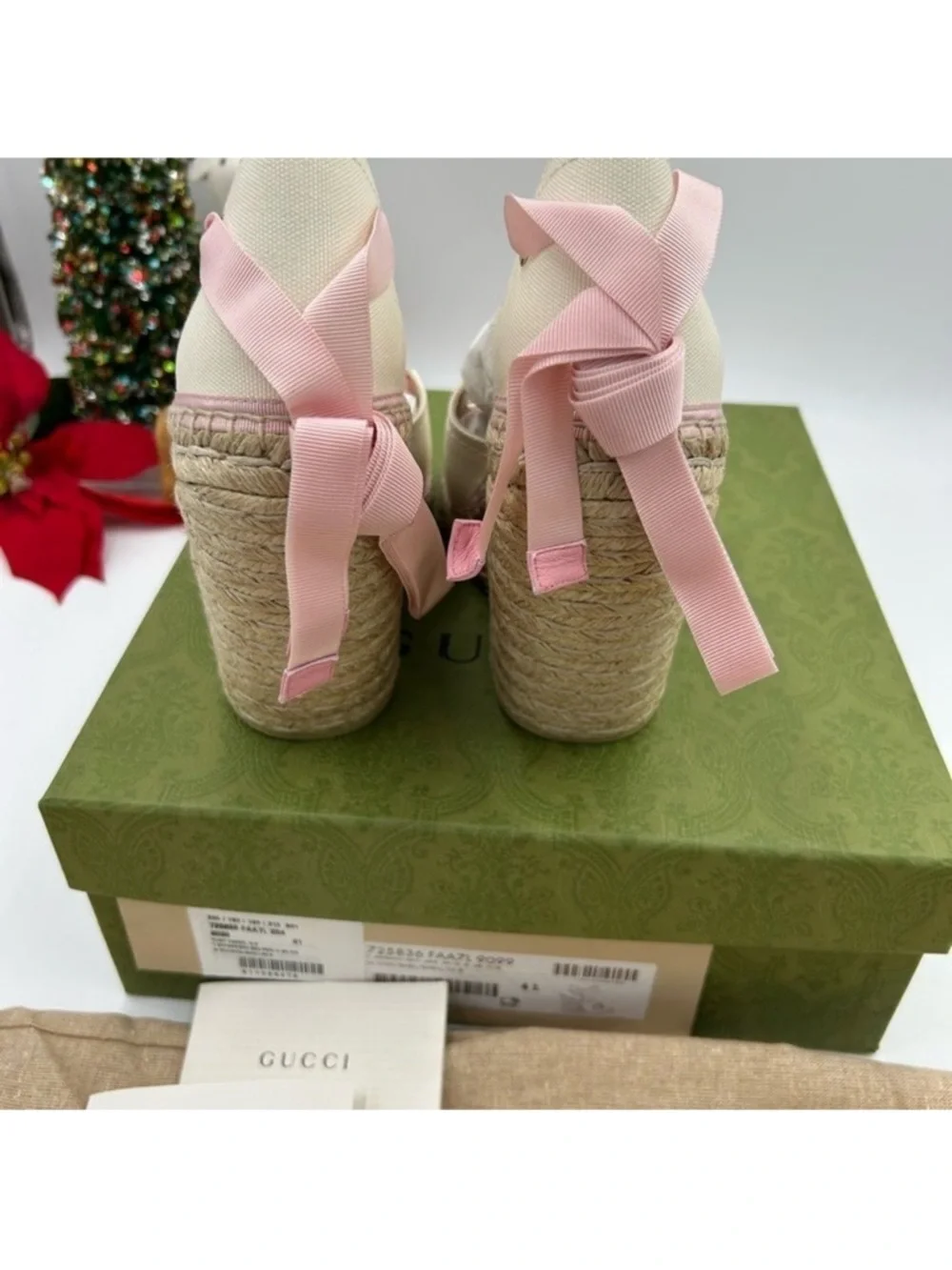 Women’s Gucci white/pink wedge ESPADRILLES size 41 made in Spain