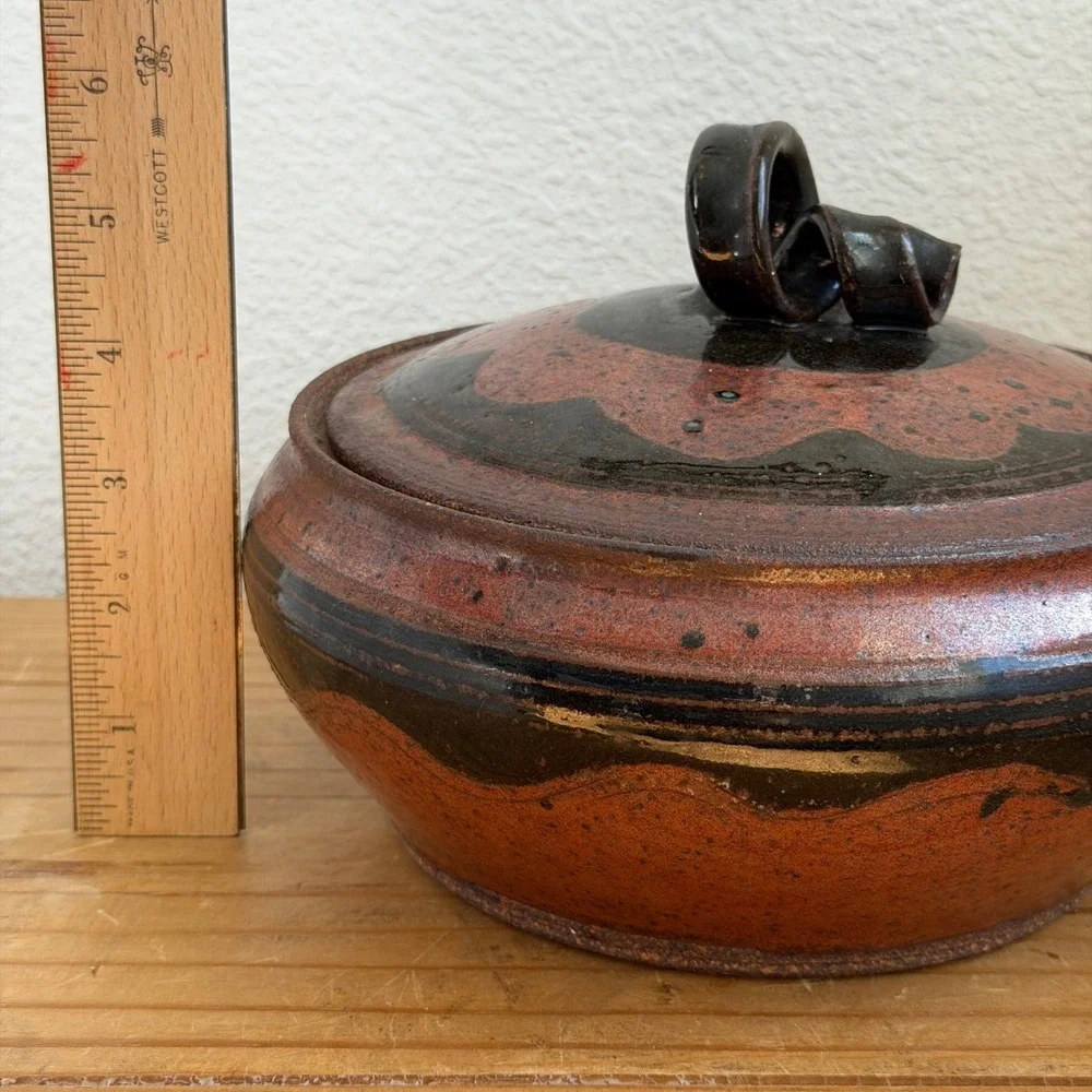 Unbranded hand thrown