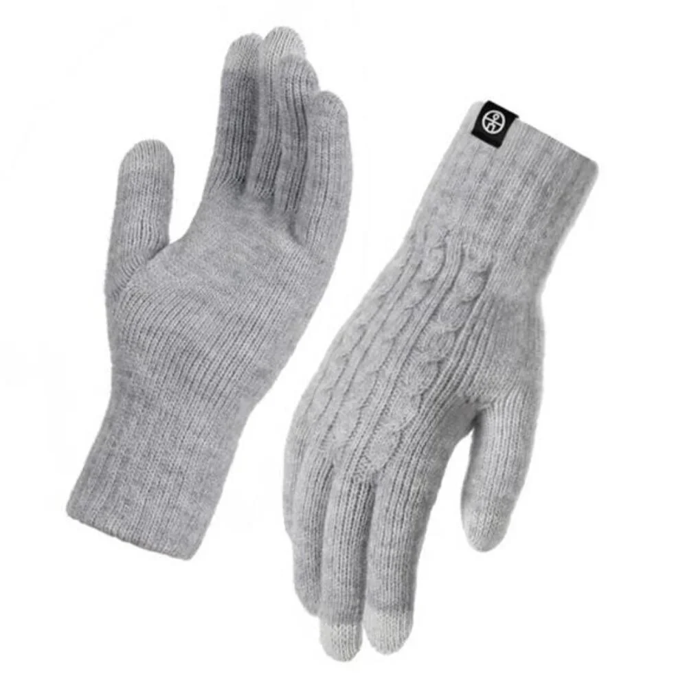 Cable Knit Touchscreen Gloves