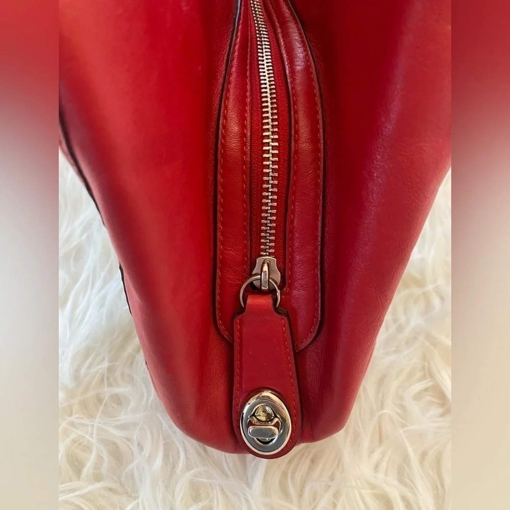 👜 COACH 👜EDIE SHOULDER BAG‎ 31 IN SIGNATURE (COACH F36466)