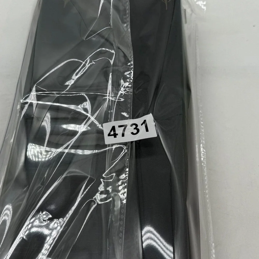 Armack steak knives