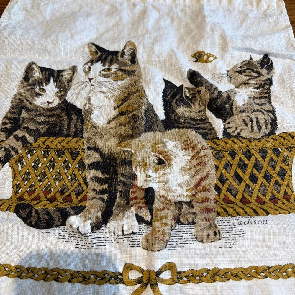 N/A vintage linen