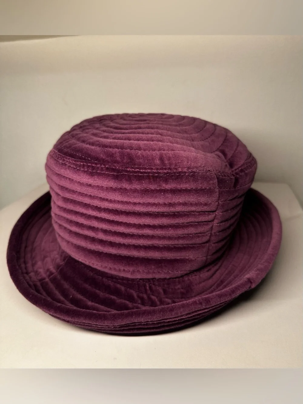 Toucan collection plum velvet