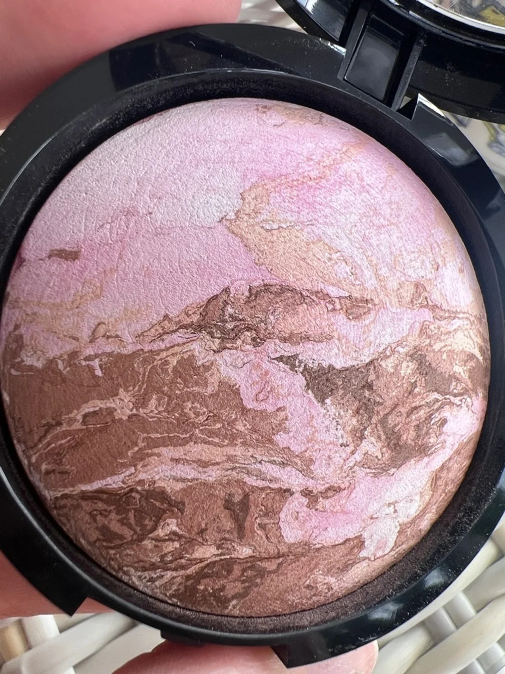 New in box Laura Geller Baked Bronze Brighten Multipurpose Bronzer Blush Medium