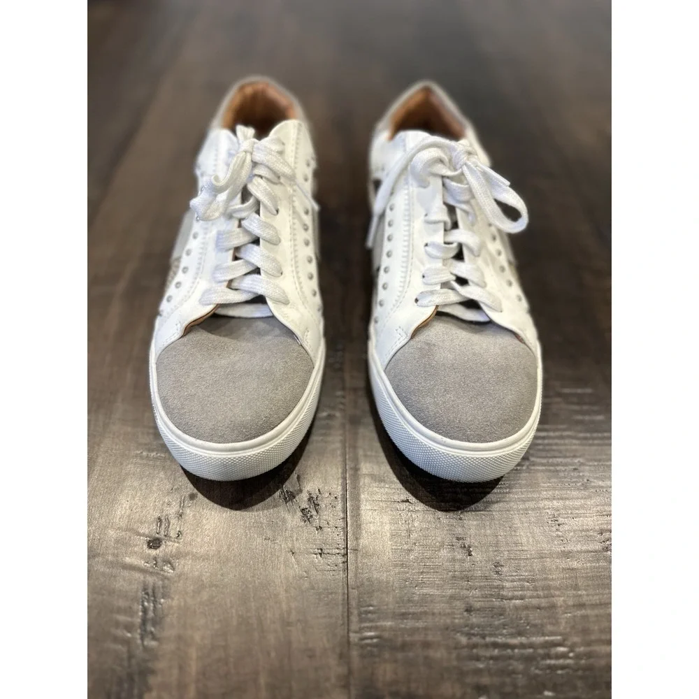 Steve Madden functionality fit touch