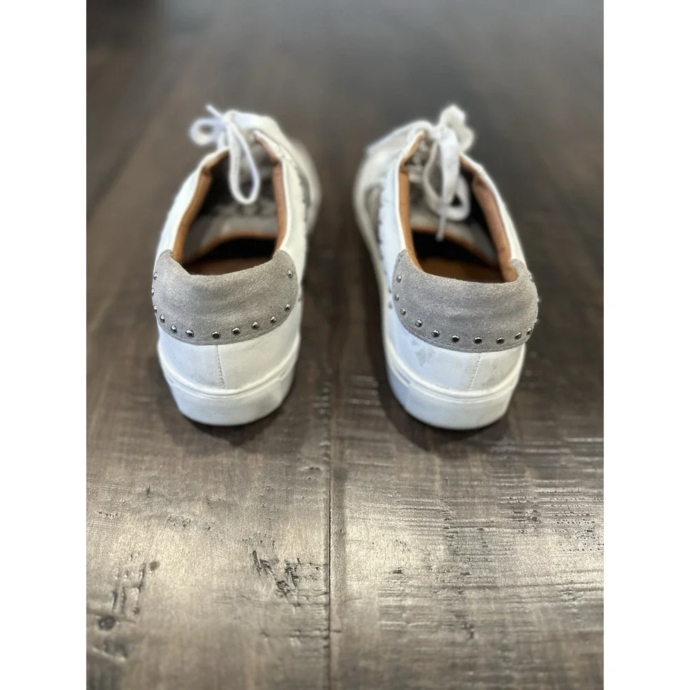 Steve Madden versatile flashy