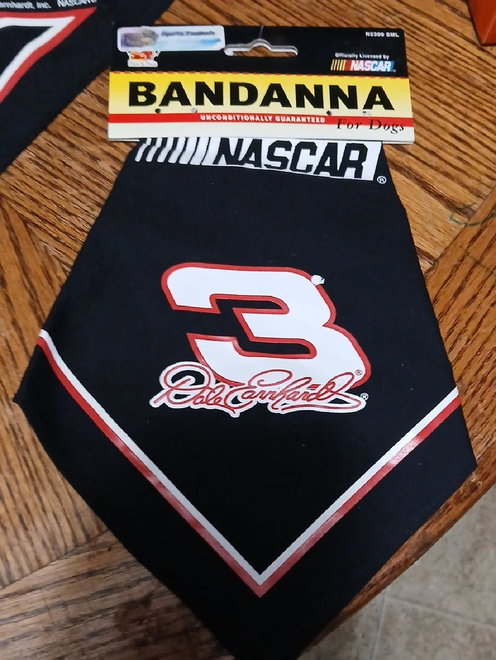 DALE EARNHARDT,Nascar Black Bandanna with White and Red‎ #3 NwT (For Dogs)