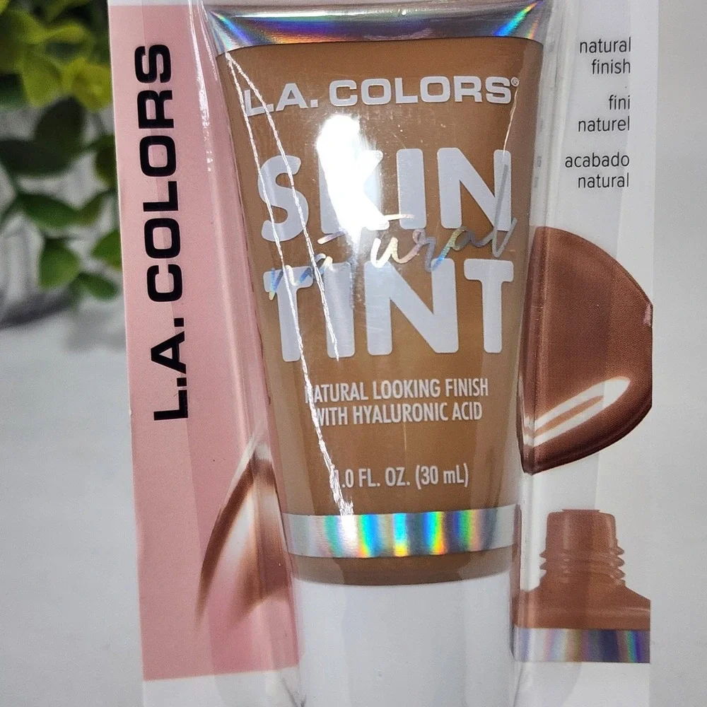 L.A. Colors colors natural