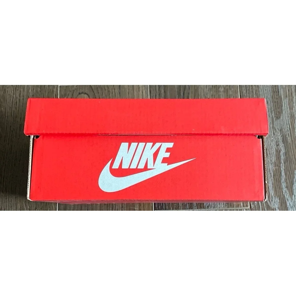 Nike empty‎ shoe box