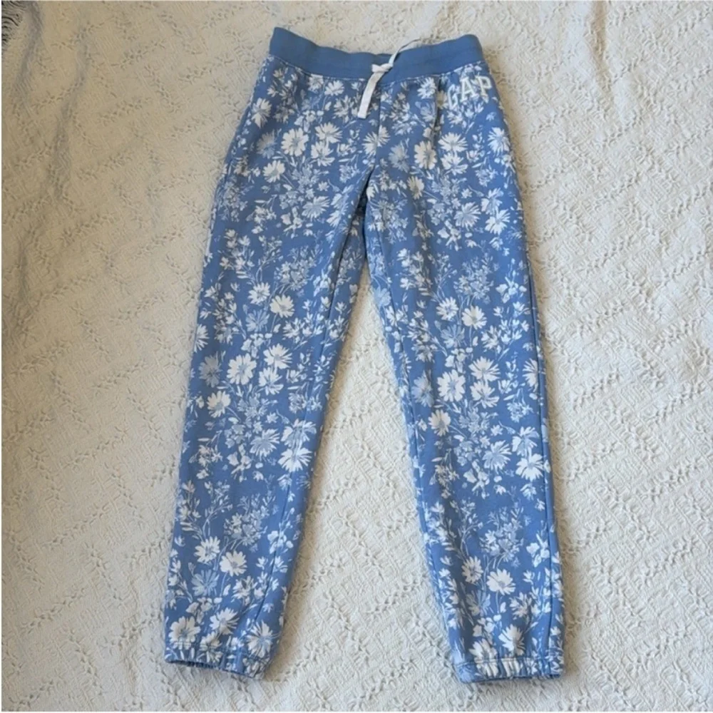 GAP these joggers