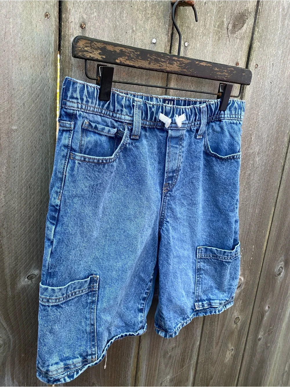GAP kids pull