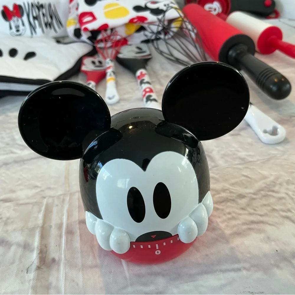 Disney Mickey Mouse Kitchen Ware Collection Apron Timer Mittens Baking Cookies