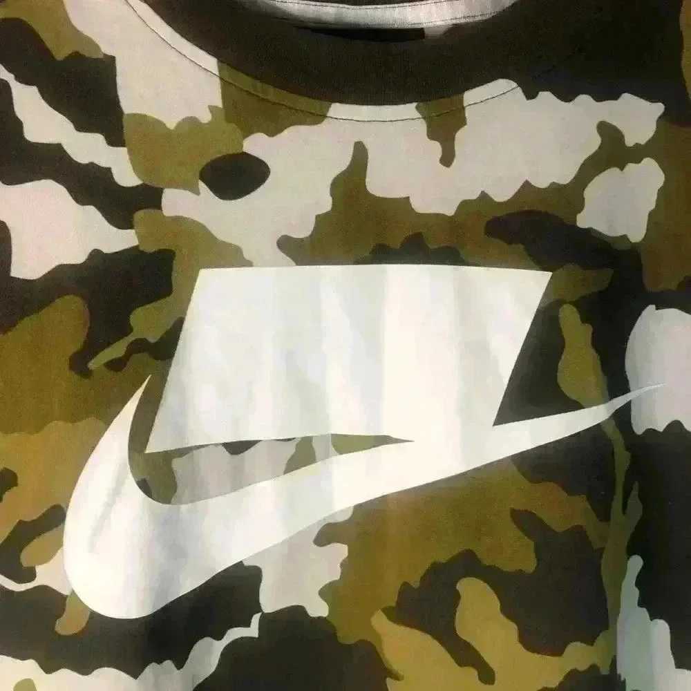 Nike green camo
