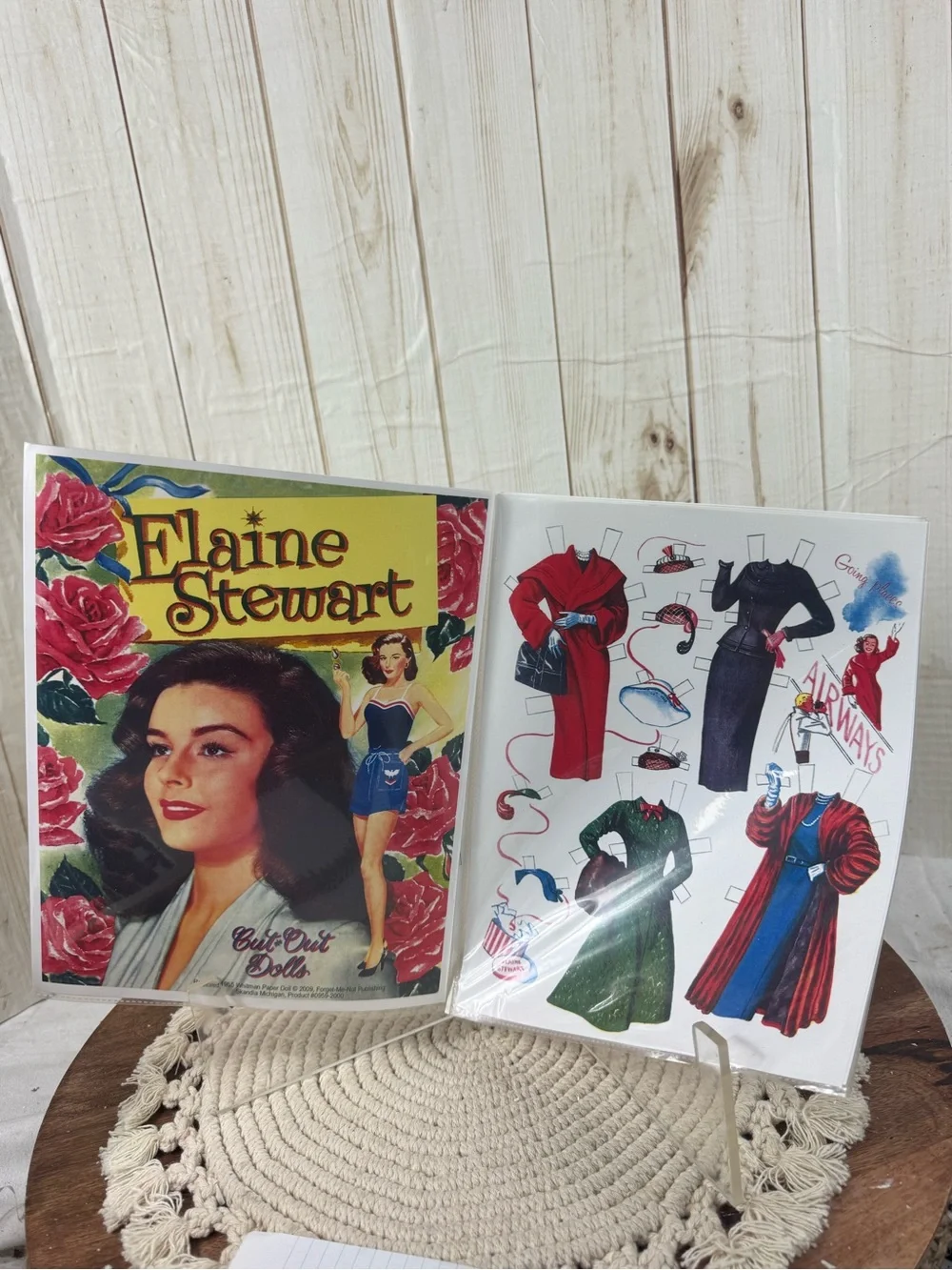 Whitman paper doll featuring accents